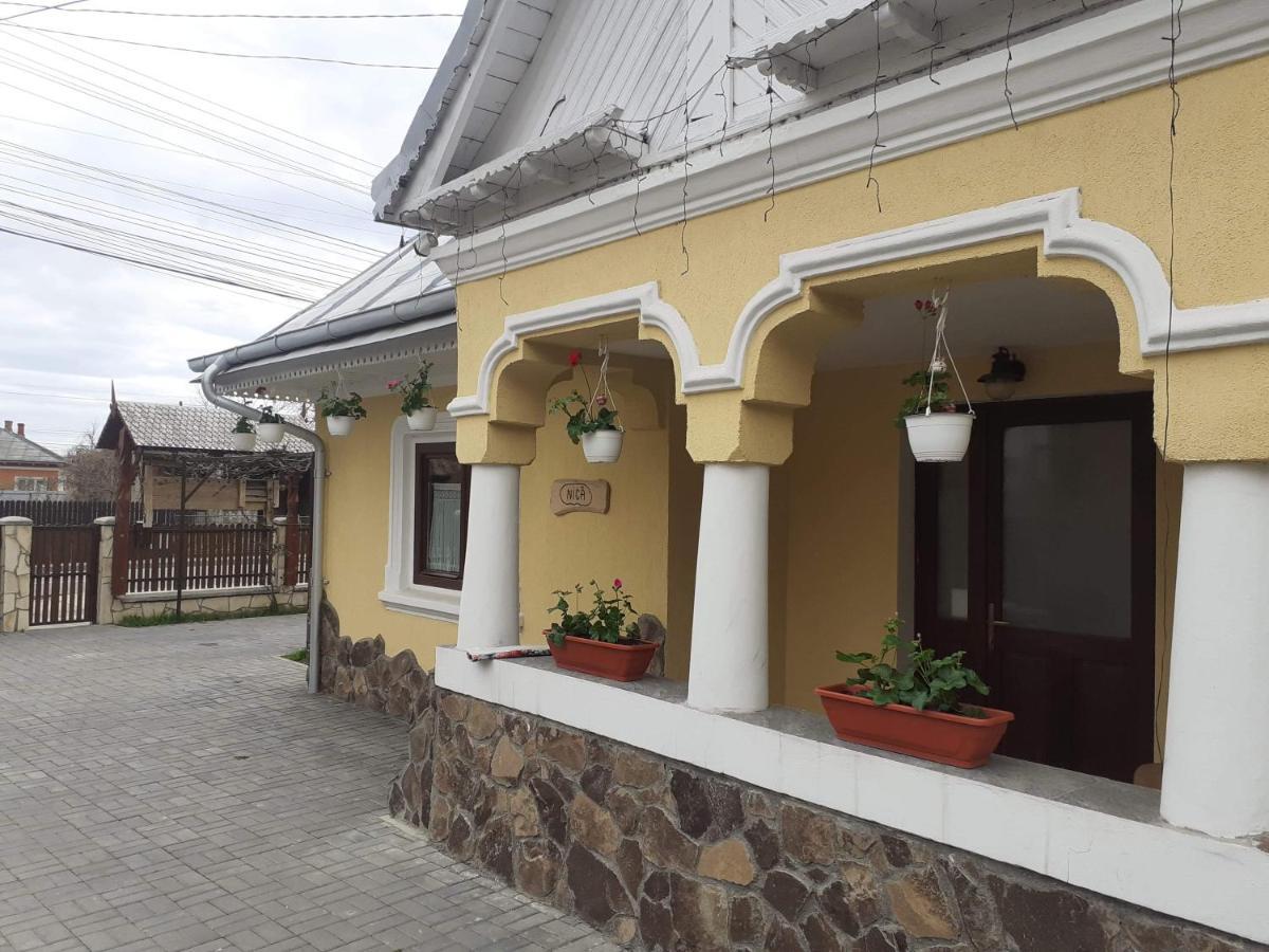 Casuta De Poveste Târgu Neamț Exterior photo
